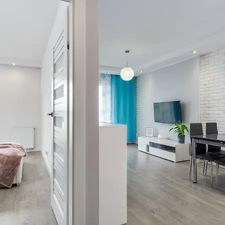 Elite Marine Cztery Oceany * Gdańsk