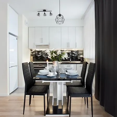 Elite Marine Cztery Oceany * Gdańsk