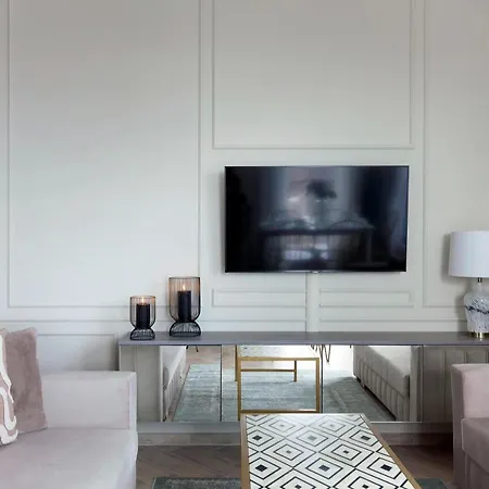 Elite Marine Cztery Oceany Гданьск