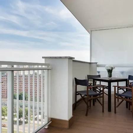 Elite Marine Cztery Oceany * Gdańsk