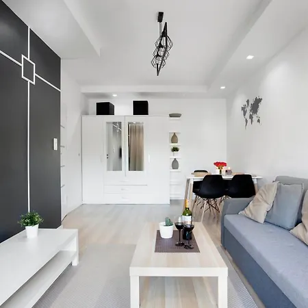 Elite Marine Cztery Oceany * Gdańsk