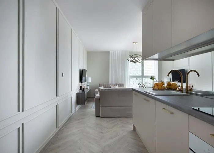 Elite Marine Cztery Oceany *