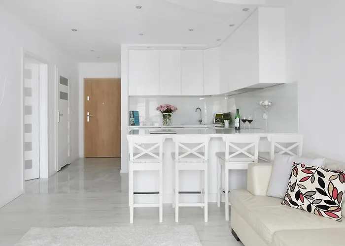 Elite Marine Cztery Oceany グダニスク